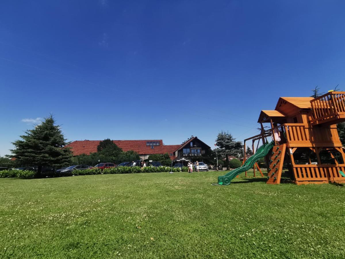 Podkowa Modliszow Villa Exteriör bild