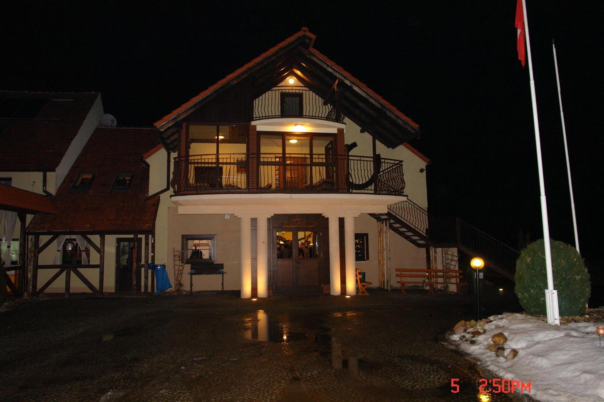 Podkowa Modliszow Villa Exteriör bild