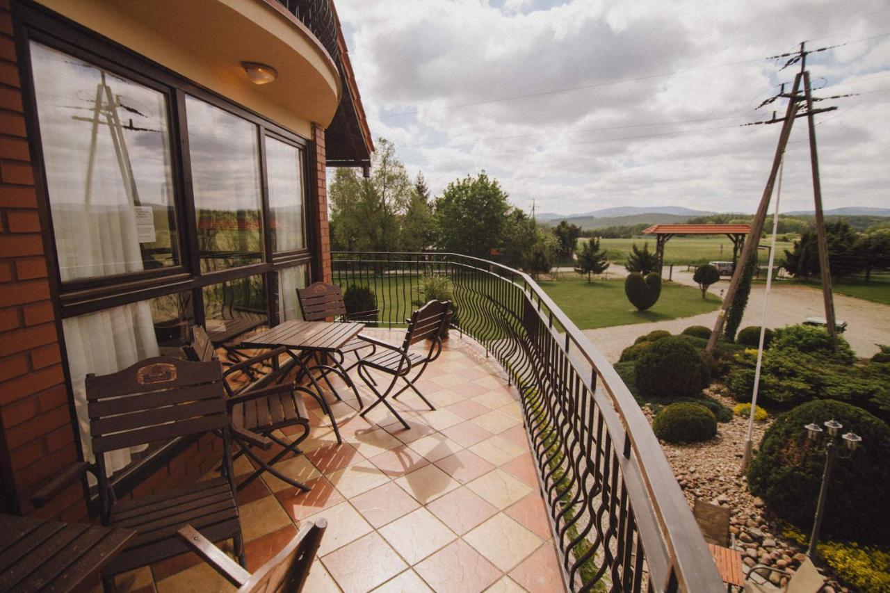 Podkowa Modliszow Villa Exteriör bild