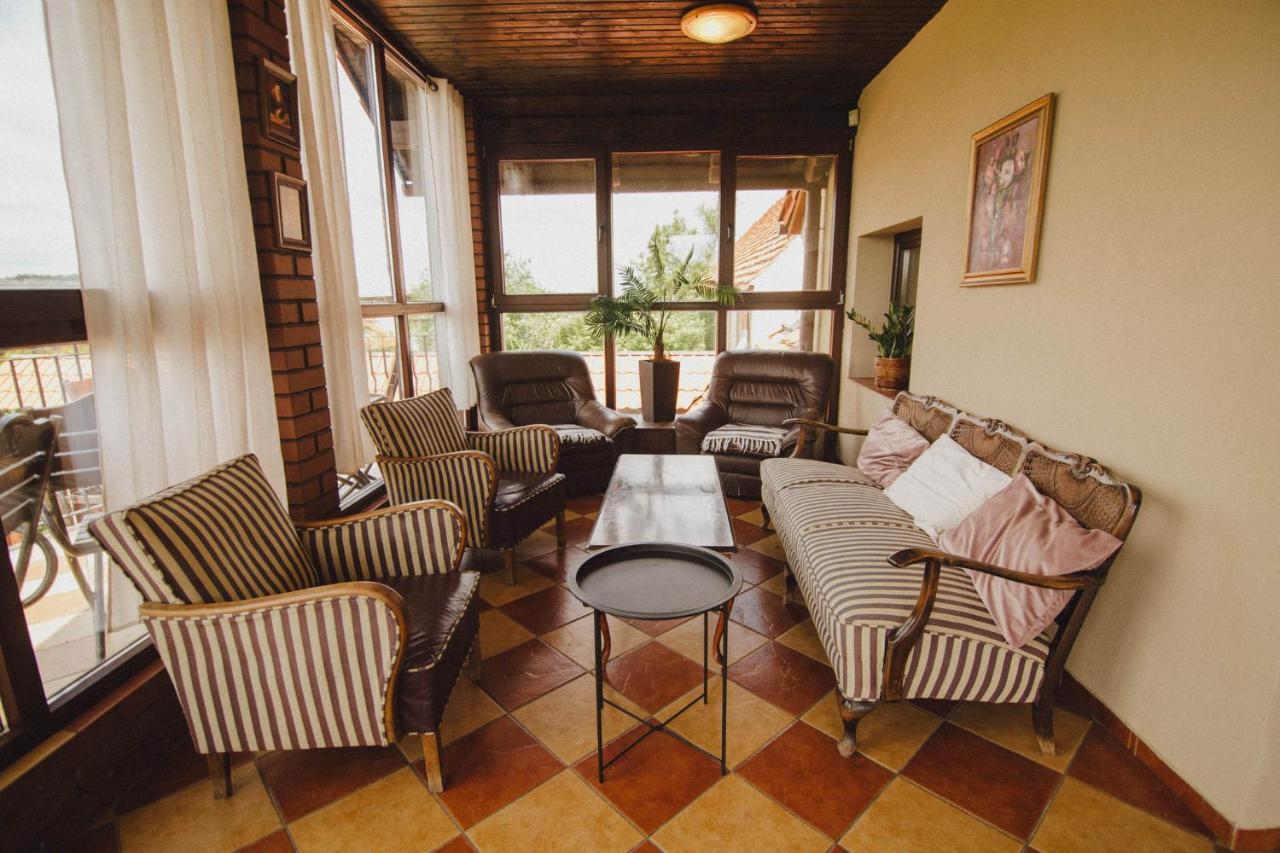 Podkowa Modliszow Villa Exteriör bild
