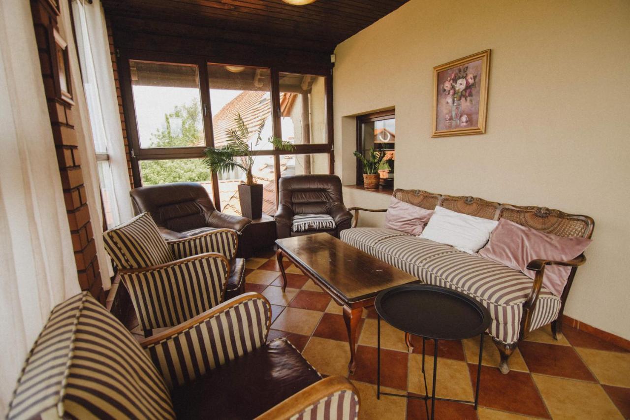 Podkowa Modliszow Villa Exteriör bild